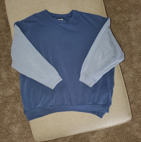 American Eagle Outfitters Tops - AE Oversized Crewneck